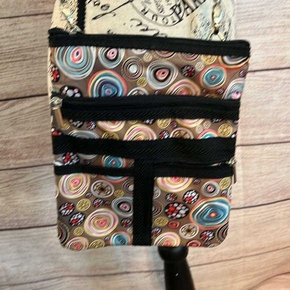 Braciano Travel Crossbody Bag Zippers Adjustable Strap Circles - Picture 3 of 6